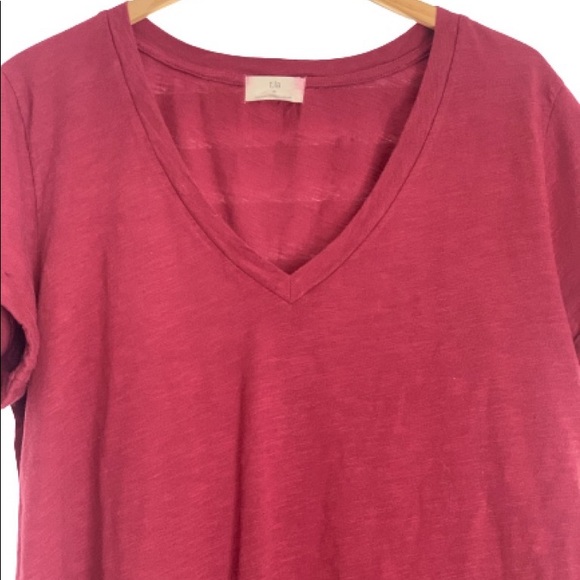 T.LA tunic top M/L - Picture 2 of 8